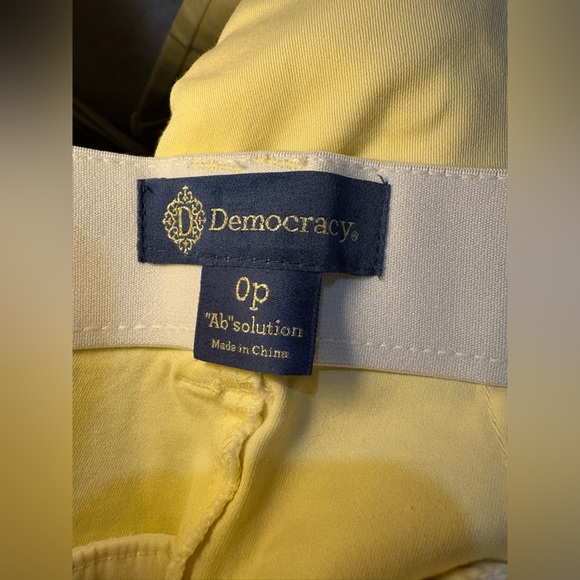 NWT Democracy Women’s Butter Yellow High Rise Trousers with AB Solution Stretch - Picture 4 of 7